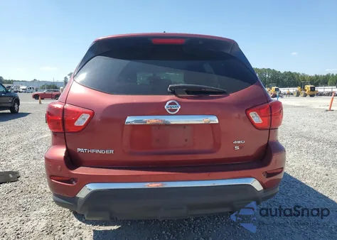 2018 Nissan Pathfinder S z USA, uszkodzony, nr VIN 5N1DR2MM7JC641271